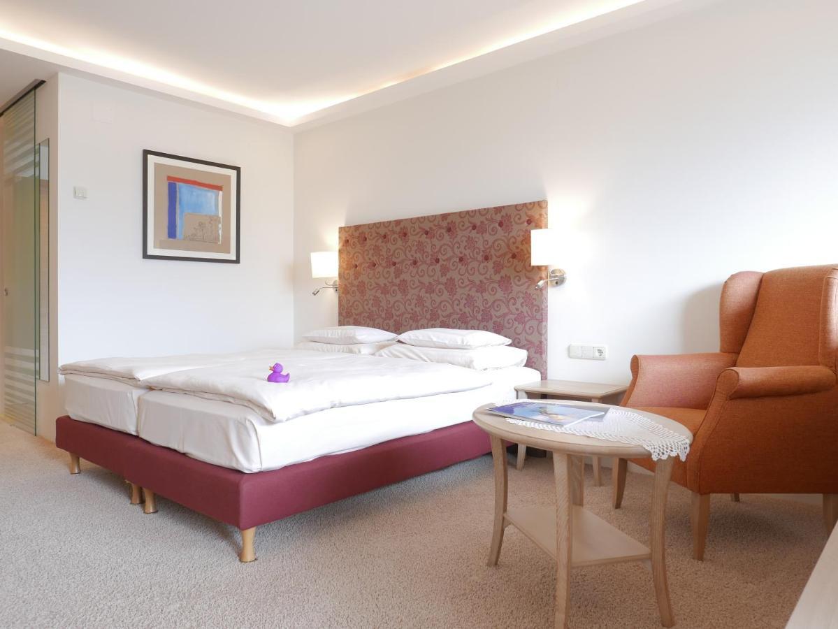 Alpin- Das Sporthotel, Summercard Included May - September ツェル アム ゼー エクステリア 写真