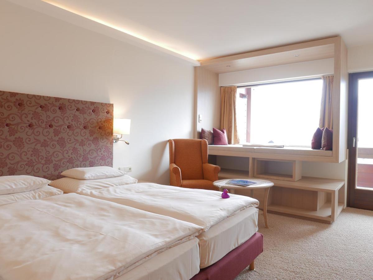 Alpin- Das Sporthotel, Summercard Included May - September ツェル アム ゼー エクステリア 写真